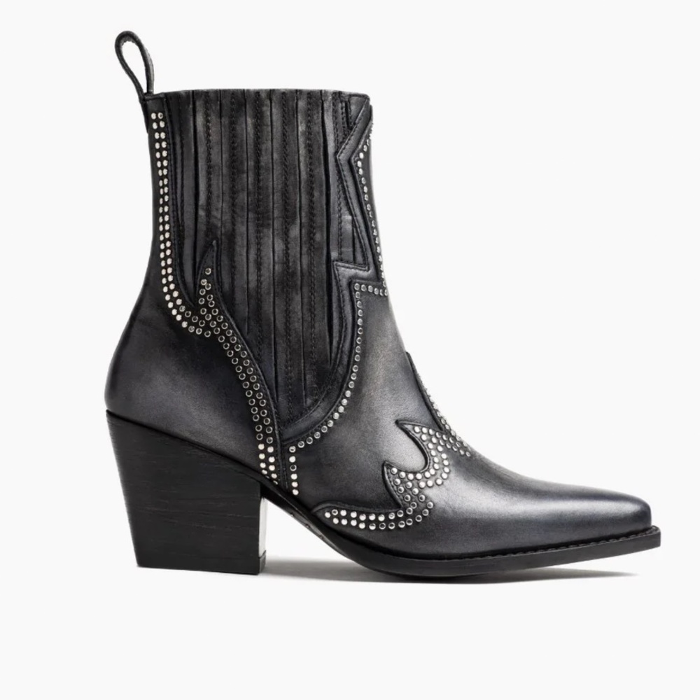 LIKE NEW! Thursday Boot Co. "Icon" Distressed Grey